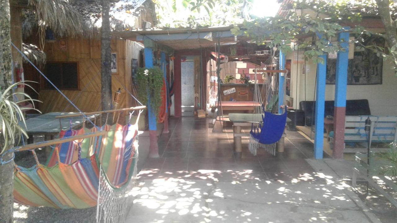 My Little House Surf&Backpacker Hostel Montañita Extérieur photo