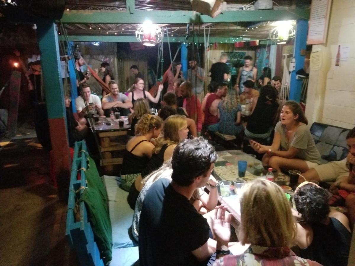 My Little House Surf&Backpacker Hostel Montañita Extérieur photo